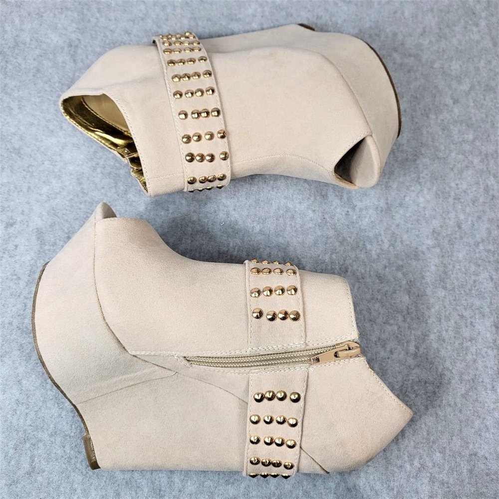 * Mona Mia Nude With Gold Studs Faux Leather Wedge Booty - Picture 15 of 15